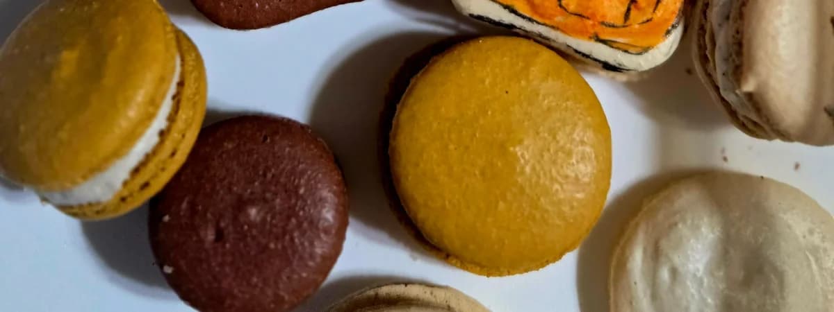 Momma's Macarons banner