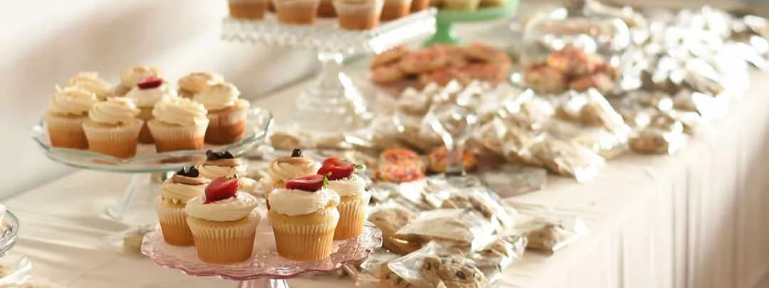 Petite Pastry shop banner