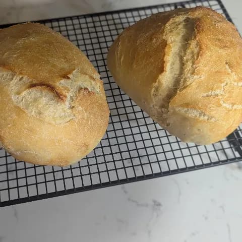 Baking by Beverlee logo
