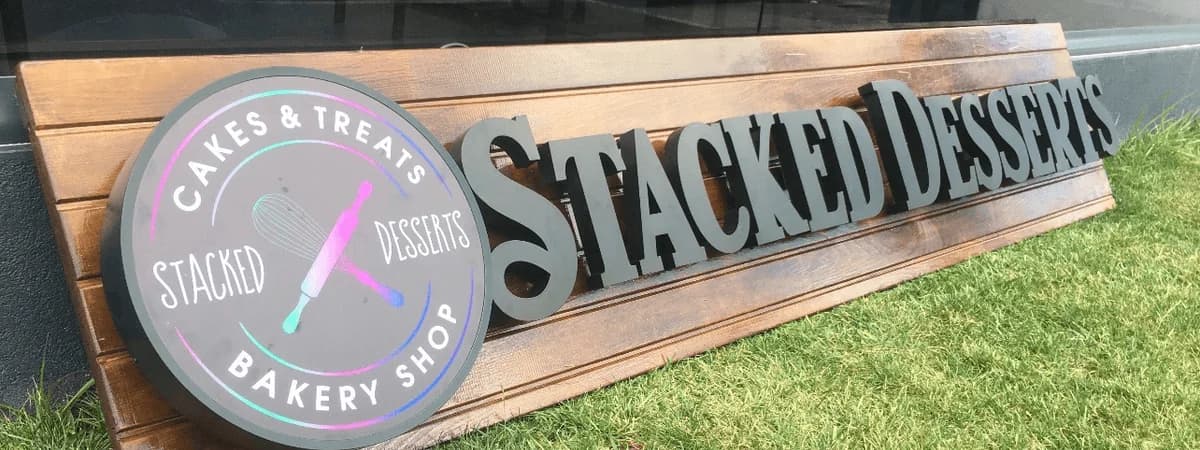 Stacked Dessertz banner